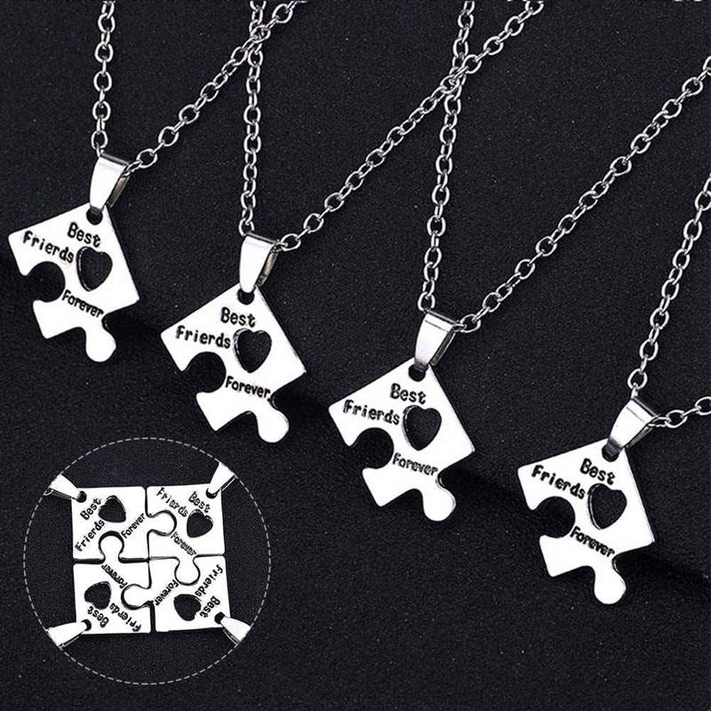 4Pcs/Set Kalung Rantai Liontin Potongan Puzzle Tulisan Bff