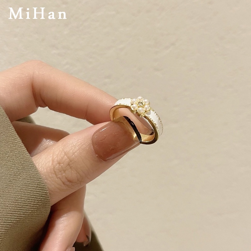 Cincin Jari Telunjuk Model Terbuka Desain Bunga Aksen Mutiara Gaya Retro Untuk Wanita