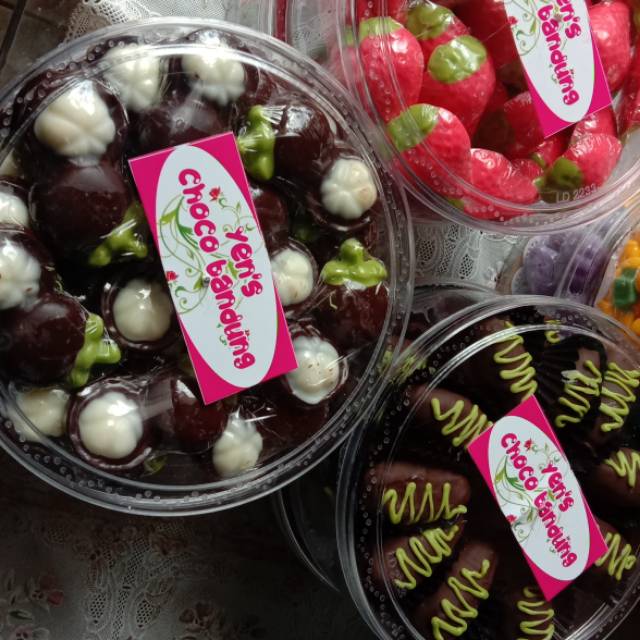 

Coklat manggis ./strowberry