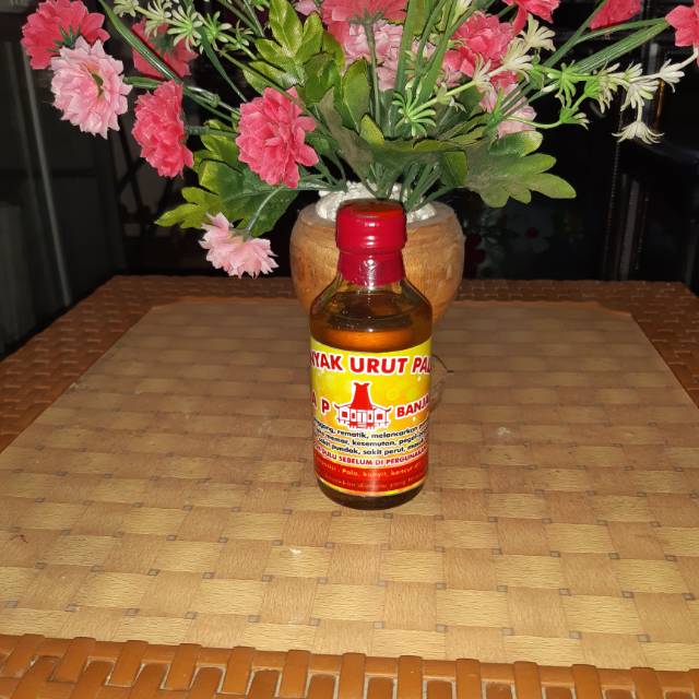 Minyak urut pala