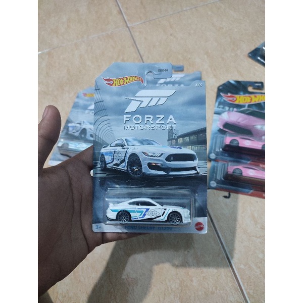 HOT WHEELS FORZA MOTORSPORT FORD SHELBY GT350