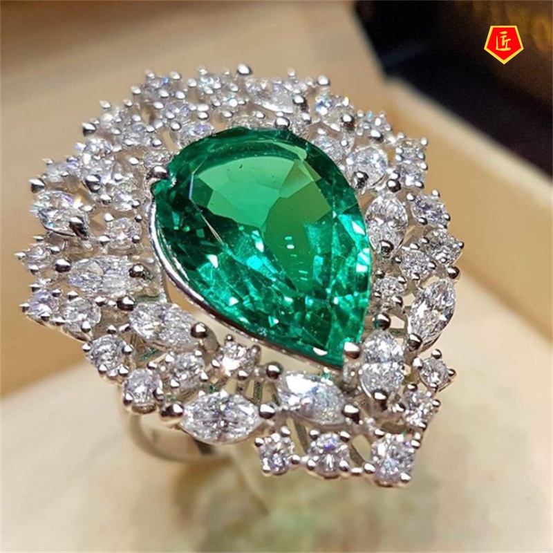 [Ready Stock]Elegant Inlaid Diamond Emerald Ring