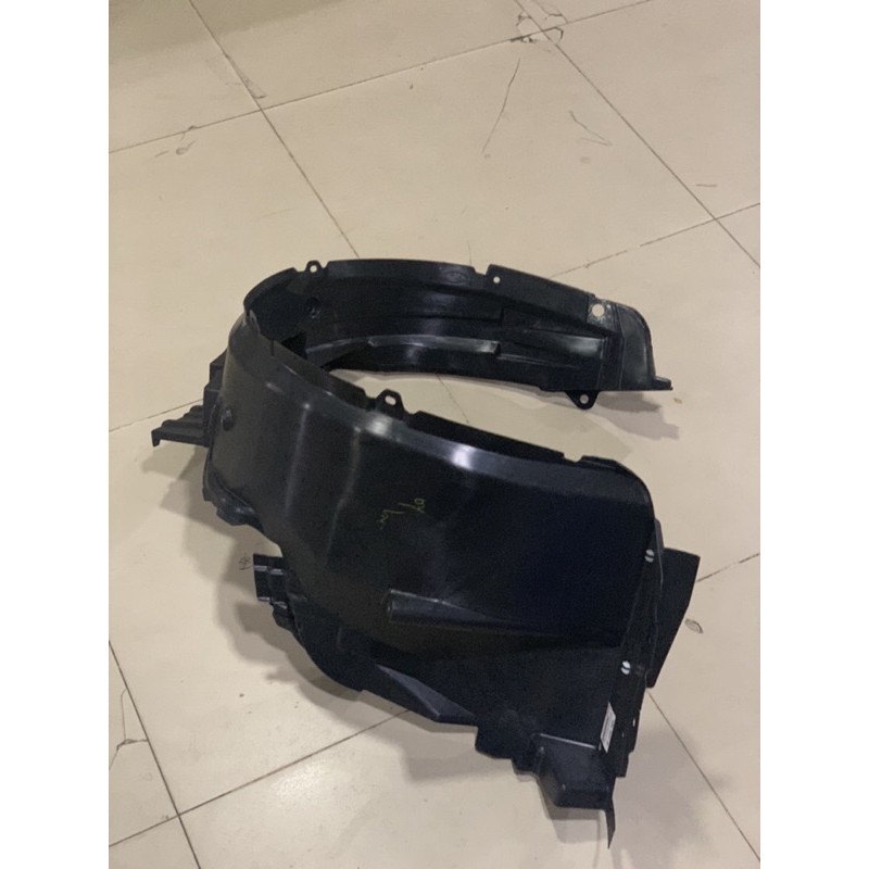 Liner Fender Depan Kiri Allnew Rush Allnew Terios 2019-2021 Original 53806-BZ010-001