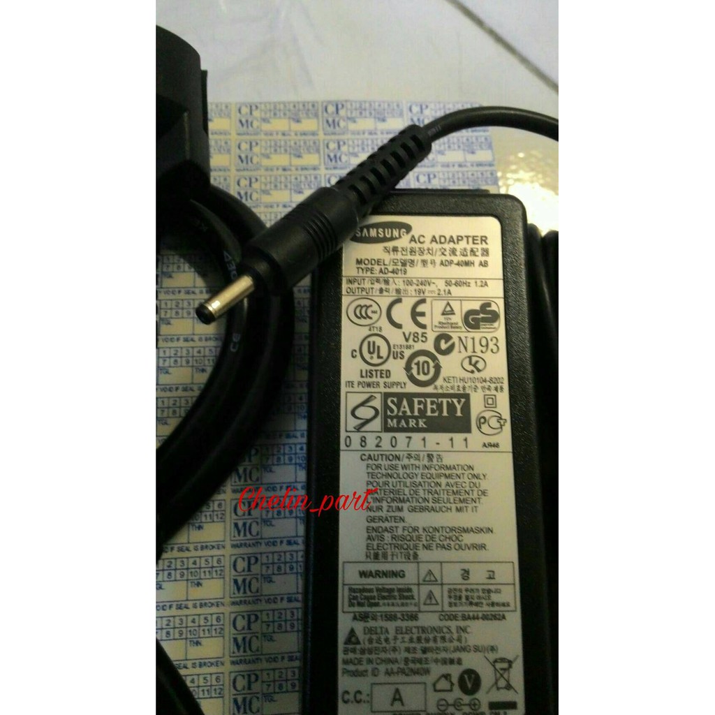Adaptor Charger SAMSUNG NP530U3B NP530U3C 530U3B 530U3C NP540U3C