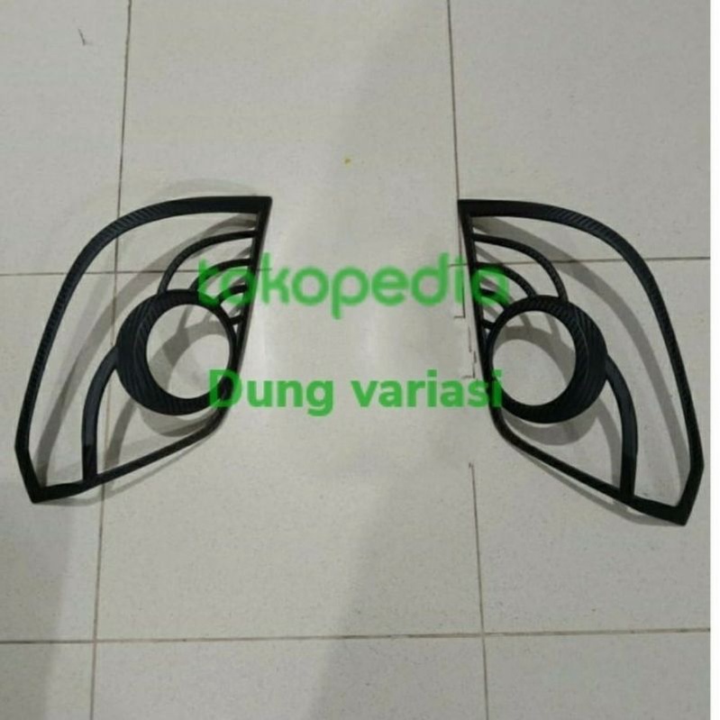 GARNISH LAMPU BELAKANG AYLA AGYA 2013-2016 CARBON