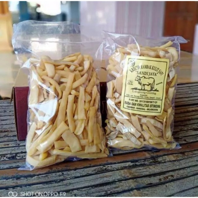 

Kerupuk Krecek Kulit Sapi