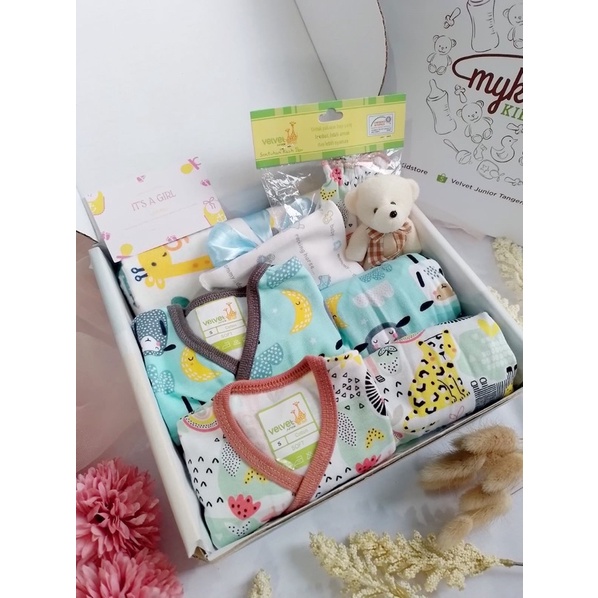 Paket Kado Bayi Special / Kado Melahirkan / Gift Set Bayi