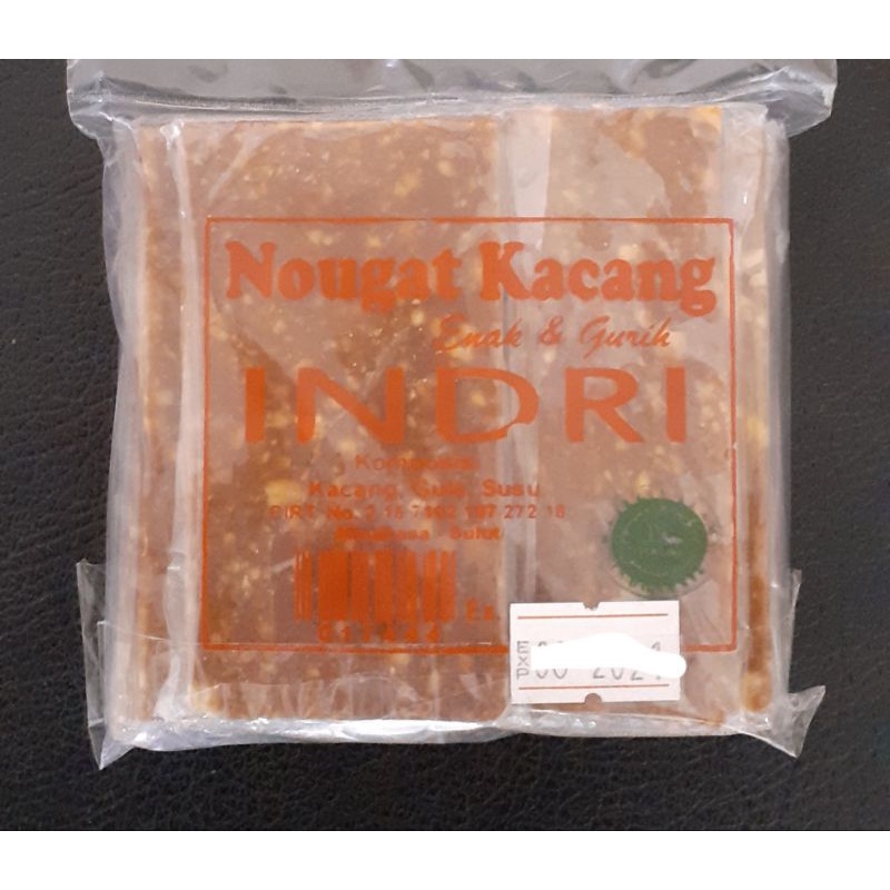 

Nougat Kacang Oleh Oleh Khas Manado Merk Indry isi 10 pcs