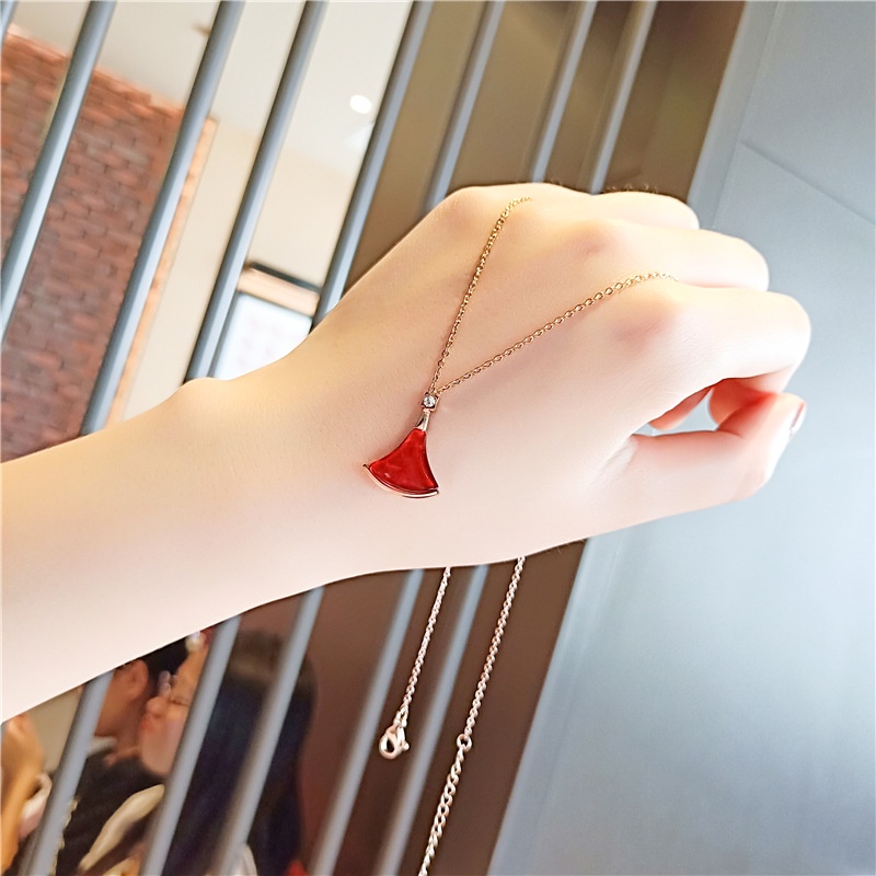 [8262] Kalung kipas merah titanium korea style anti karat - ercassia