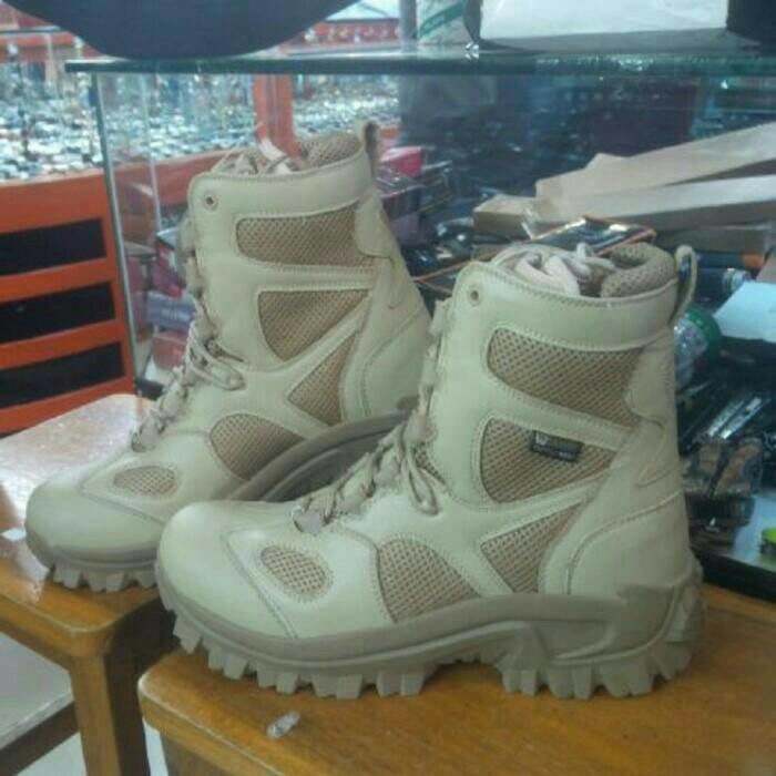 Sepatu Tactical Blackhawk Boots Tinggi
