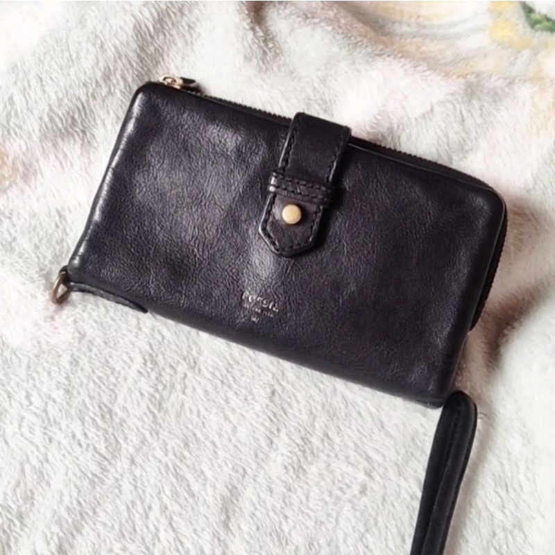 Dompet Fossil Becca Wallet Black Hitam Wristlet Preloved
