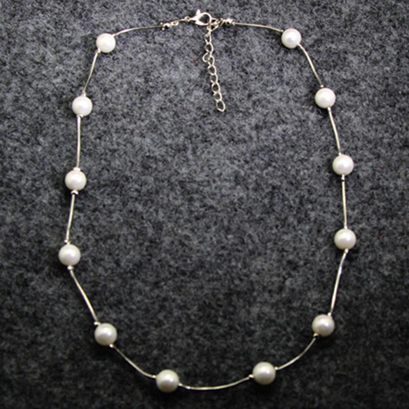 Simple Fashion Pearl Clavicle Necklace Women Temperament Jewelry