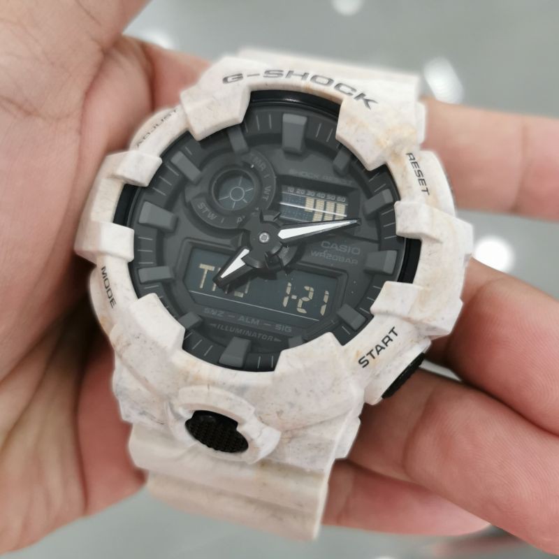 Jam Tangan Pria Casio G-Shock GA-700-5ADR Original