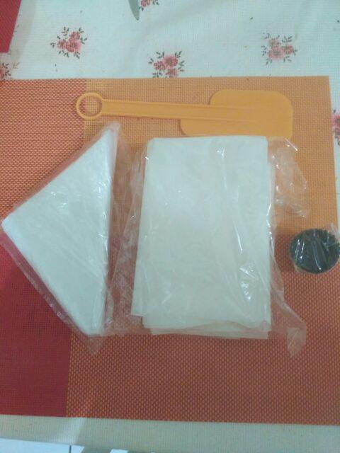 Plastik Segitiga / Piping Bag Diva Uk Besar / 10 Lembar