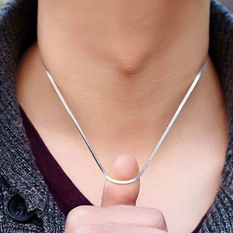 Kalung Pria Wanita Titanium Anti Karat Asli Silver Putih Perak Keren