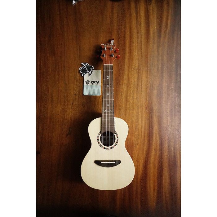 Ukulele Kuya 106 NT