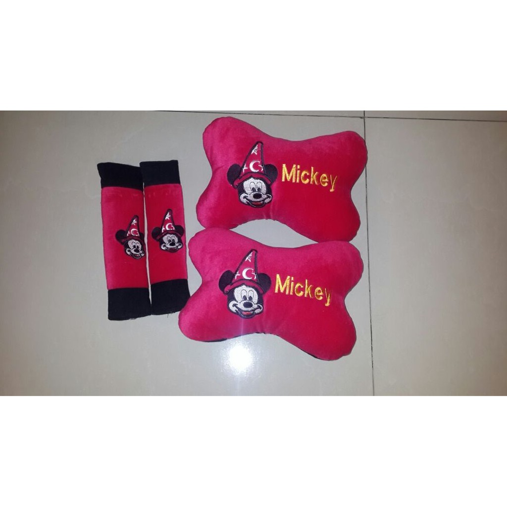 Bantal Mobil 2 in 1 Exclusive Mickey Merah