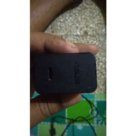 adaptor bawaan/copotan hp Asus rog 3. 30 watt