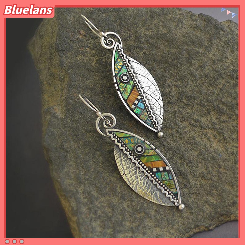 Kalung Rantai Dengan Liontin Daun Gaya Vintage Untuk Wanita