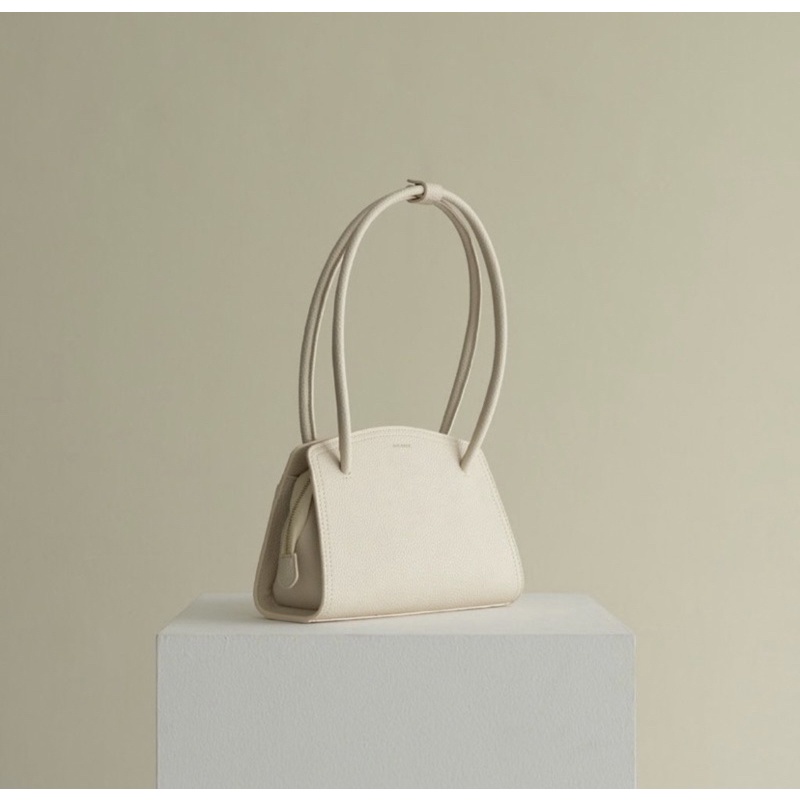 Holdrey pound bag shade buttermilk