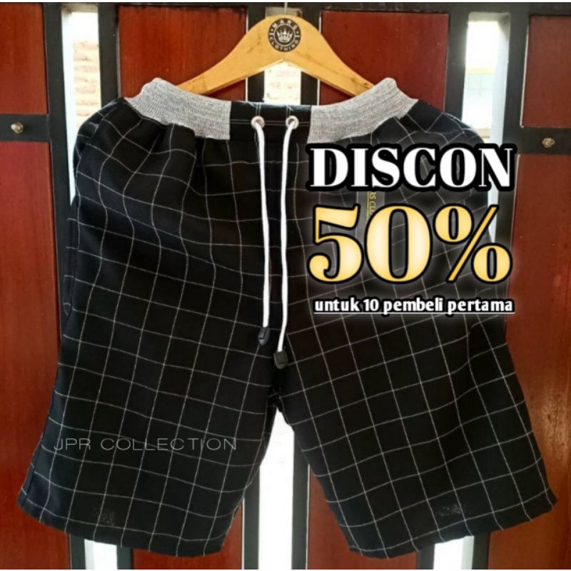 CELANA PENDEK TARTAN / CELANA TARTAN PENDEK / CELANA PENDEK PRIA TARTAN / CELANA KOTAK KOTAK / PAKAI