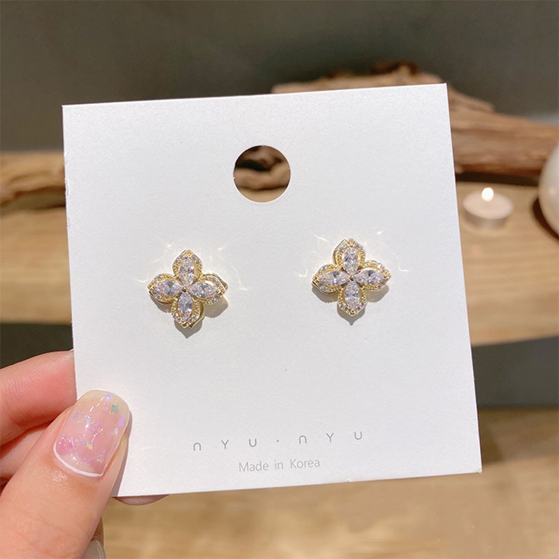 Female Korean S925 Silver Needle Earrings Rotatable Crystal Flower Earring Temperament Simple Earrings Sweet Heart Jewelry