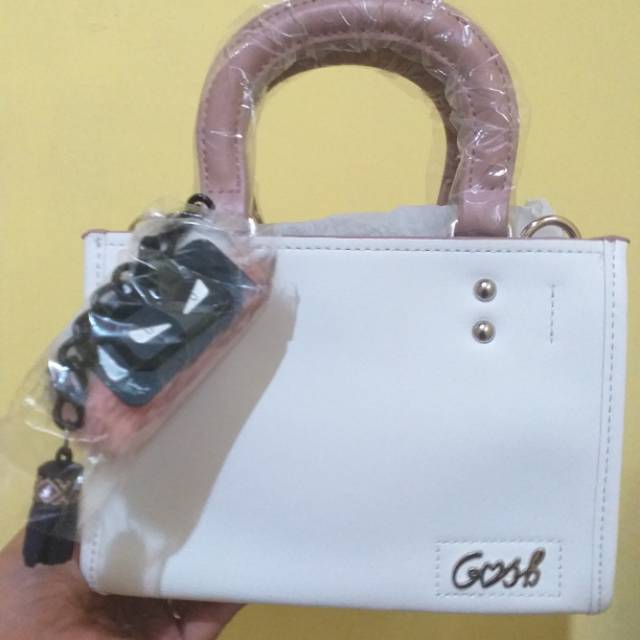 Tas gosh monster