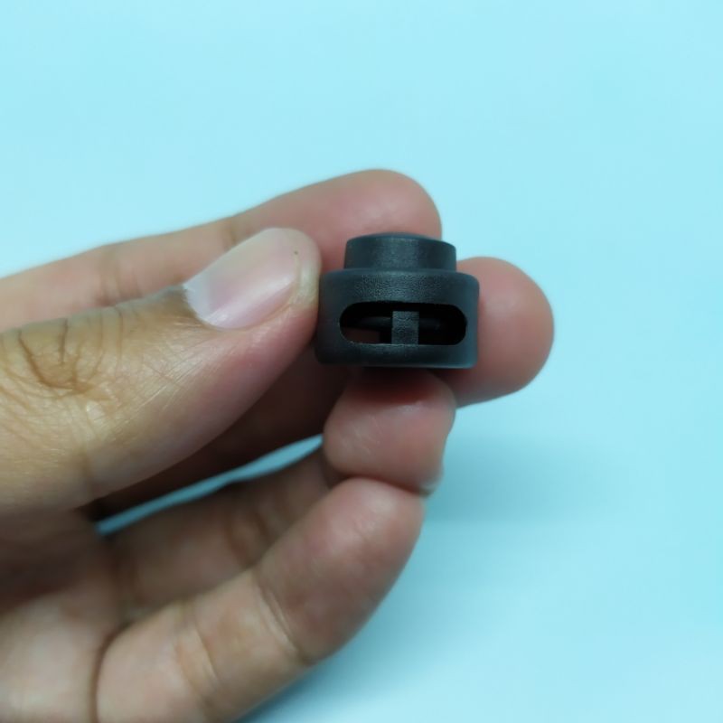 STOPPER BULAT 17 MM LUBANG DUA HITAM