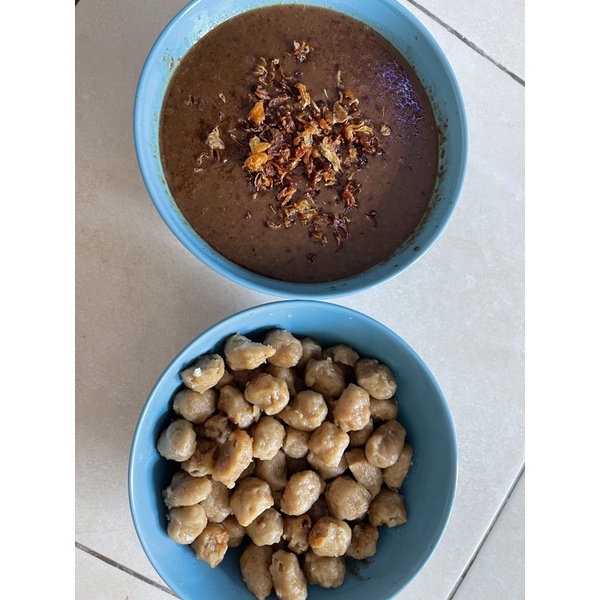 

bakso cilok 1 kg ( beserta bumbu kacang )