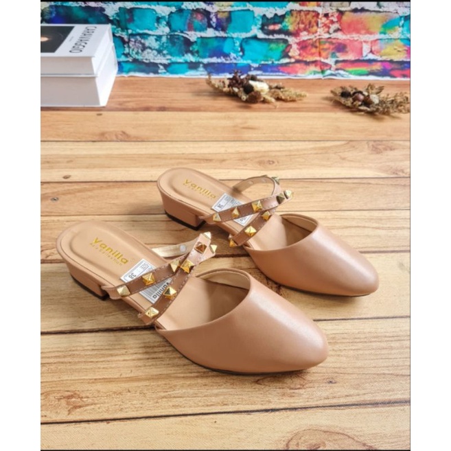 ABBUSHOES BR 01 bapau stut silang  3cm untuk wanita