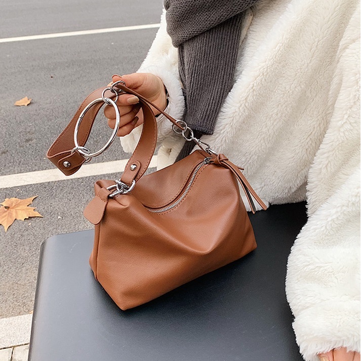 BJ15582 - BLACK/BROWN/COFFEE/KHAKI - TAS BAHU SLEMPANG TERLARIS TERMURAH SHOULDERBAG SALE TAS WANITA FASHION IMPORT MODIS ELEGAN TERMURAH TERLARIS TERBARU BAGSTORE JAKARTA TAS BATAM CR7763 ZCJ0622 BQ3213 GT1841 ELJ5582 LT1916 JT3395 201331