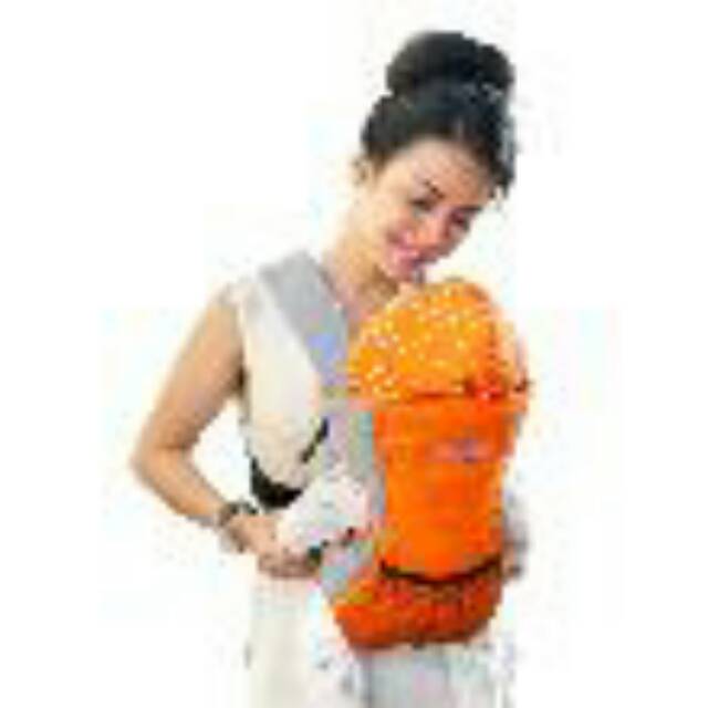 Gendongan depan moms baby