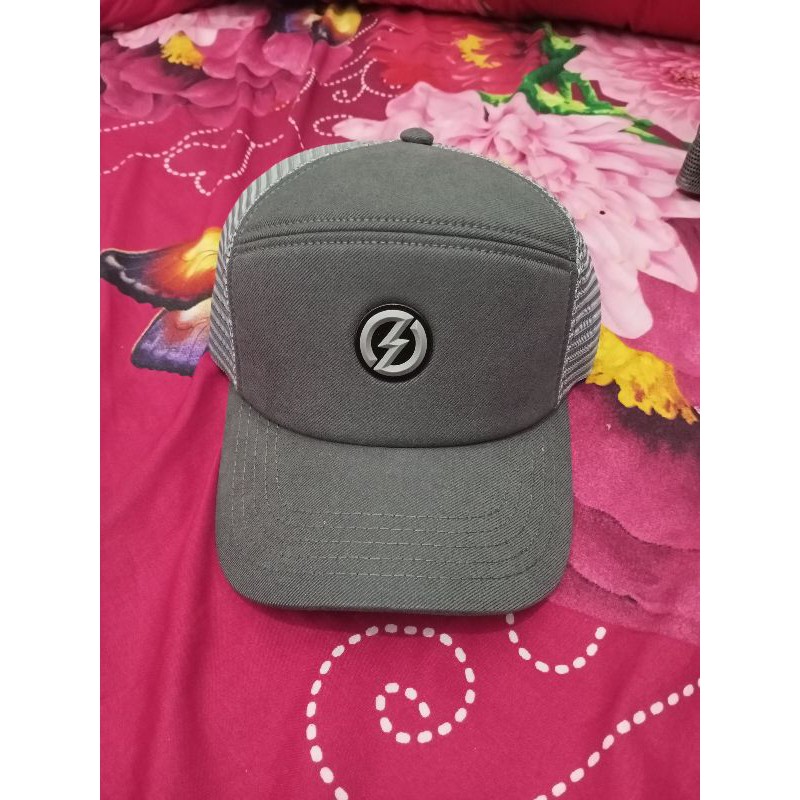 TOPI TRUCKER SKATERS