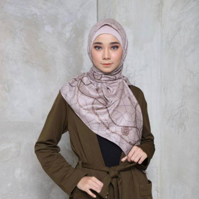 HIJAB DEENAY CHAIN TAUPE