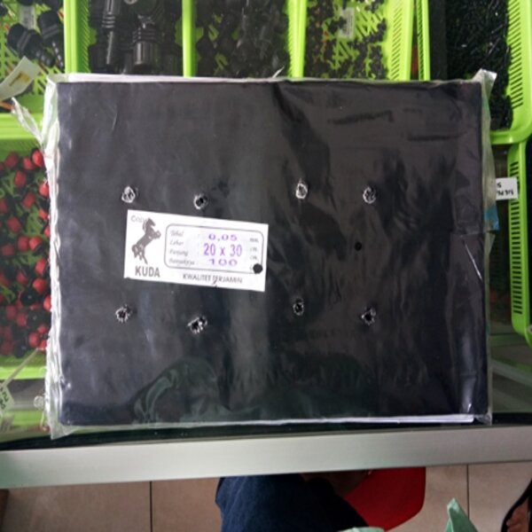 Polybag Hitam 20x30 Cm Polibag Sedang Plastik Polibek Tanaman Isi 100