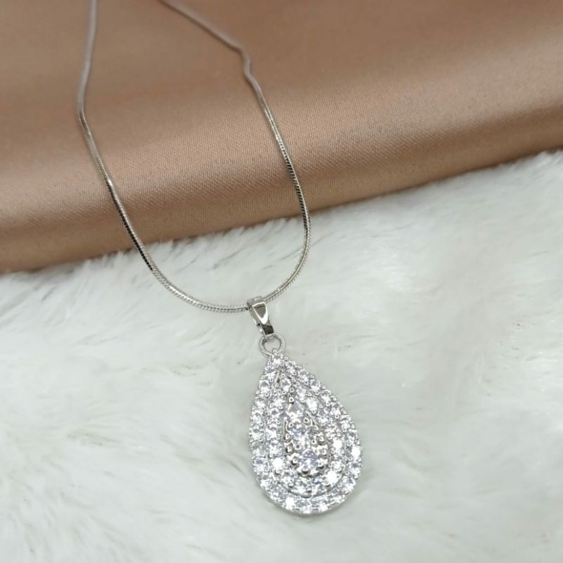 kalung titanium / kalung belut kilap Liontin full zircon / kalung dewasa