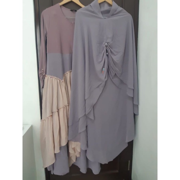 PRELOVED SET SISESA MURAH HARGA NYUNGSEP/PRELOVED SISESA/PRELOVED GAMIS SISESA /PRELOVED KHIMAR SISE