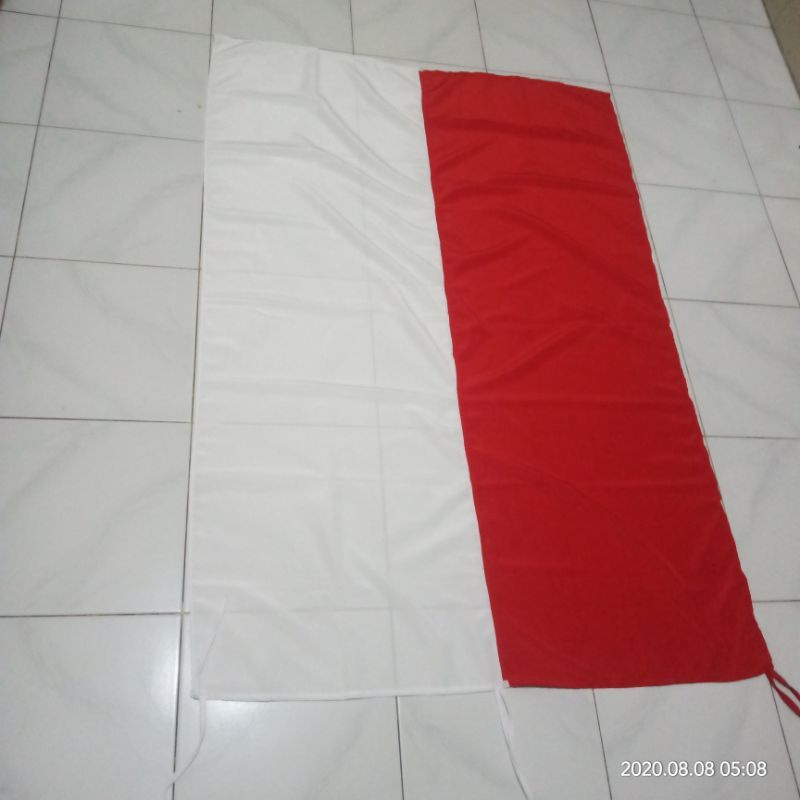 BENDERA MERAH PUTIH ( LAPANGAN )