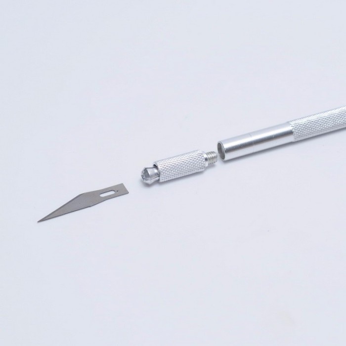 

UKIR-ALAT- PISAU UKIR SENI HOBBY CRAFTING ART KNIFE METAL HANDLE - SILVER -ALAT-UKIR.