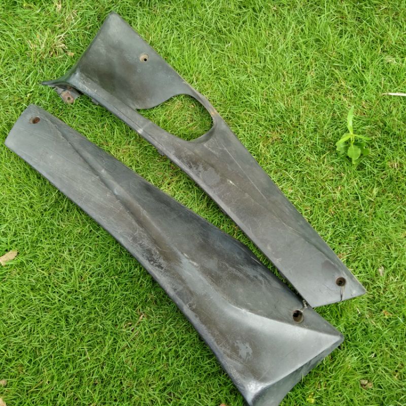 Cover bawah lantai cover samping body bawah Honda Vario 110 kvb Vario lama karbu original