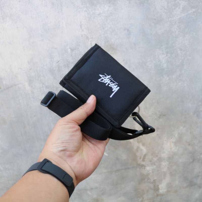 Dompet stussy trifold hitam