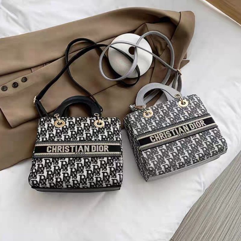 Sling Bag Handbag Import Premium Murah Fashion Tas Slempang Branded Original Kulit Unik CR 7422