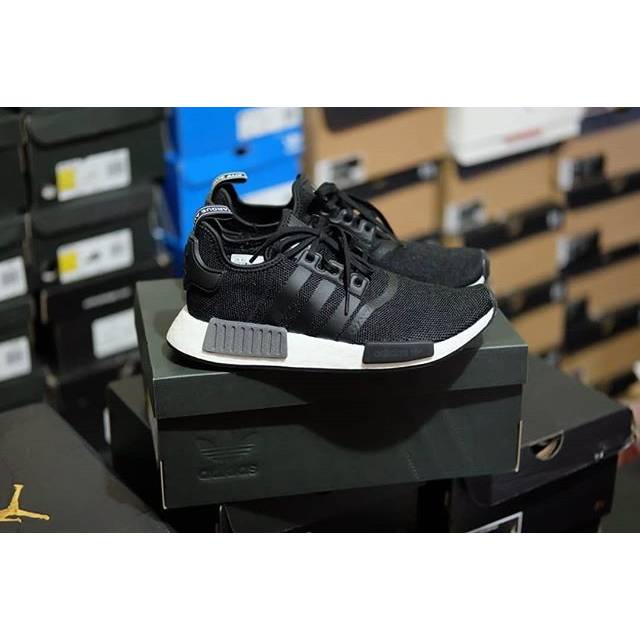 Sepatu Running Cewek Adidas NMD R1 Women Core Black Original