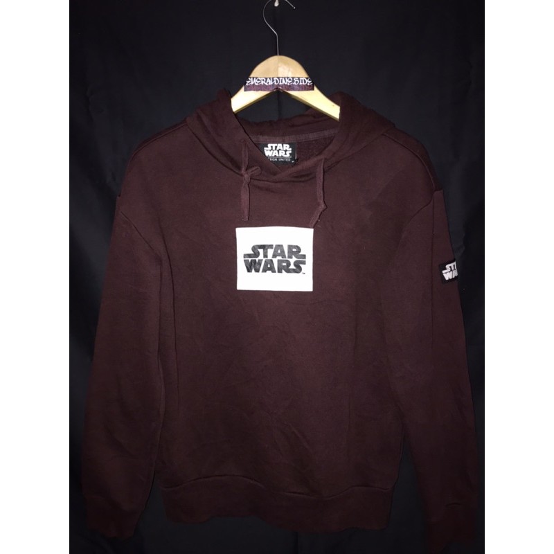 

Hoddie STARWARS X DESIGN UNITED SIZE M