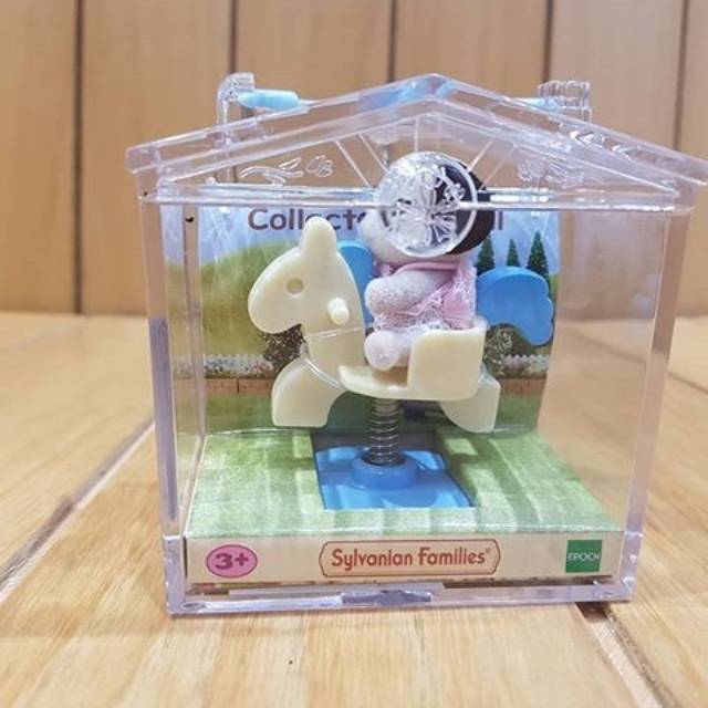 Sylvanian Families Carry Case Beagle Dog & Panda