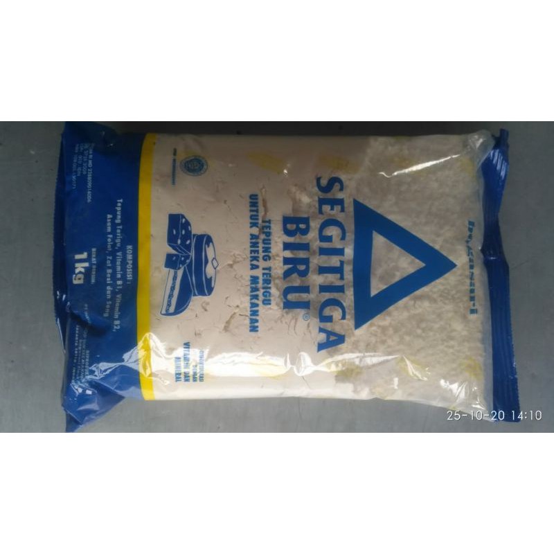 

terigu segitiga biru kemasan 1 kg