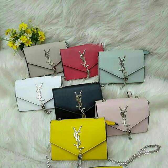 

Y*SL Uk 18x13cm Import 100 %