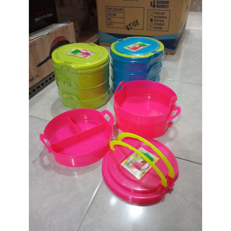 rantang bunny rantang susun 3 rantang warna rantang plastik