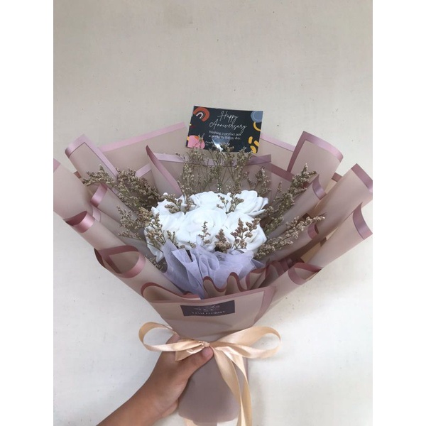 BUKET BUNGA ARTIFICIAL MIX SIZE L/BUKET BUNGA PALSU/ BUKET BUNGA MAWAR MATAHARI/ANNIVERSARY WISUDA