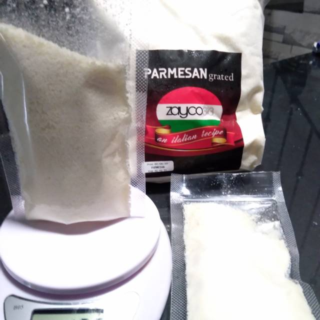

Keju Bubuk Parmesan Zayco /Parmesan Cheese Powder repack 100gr